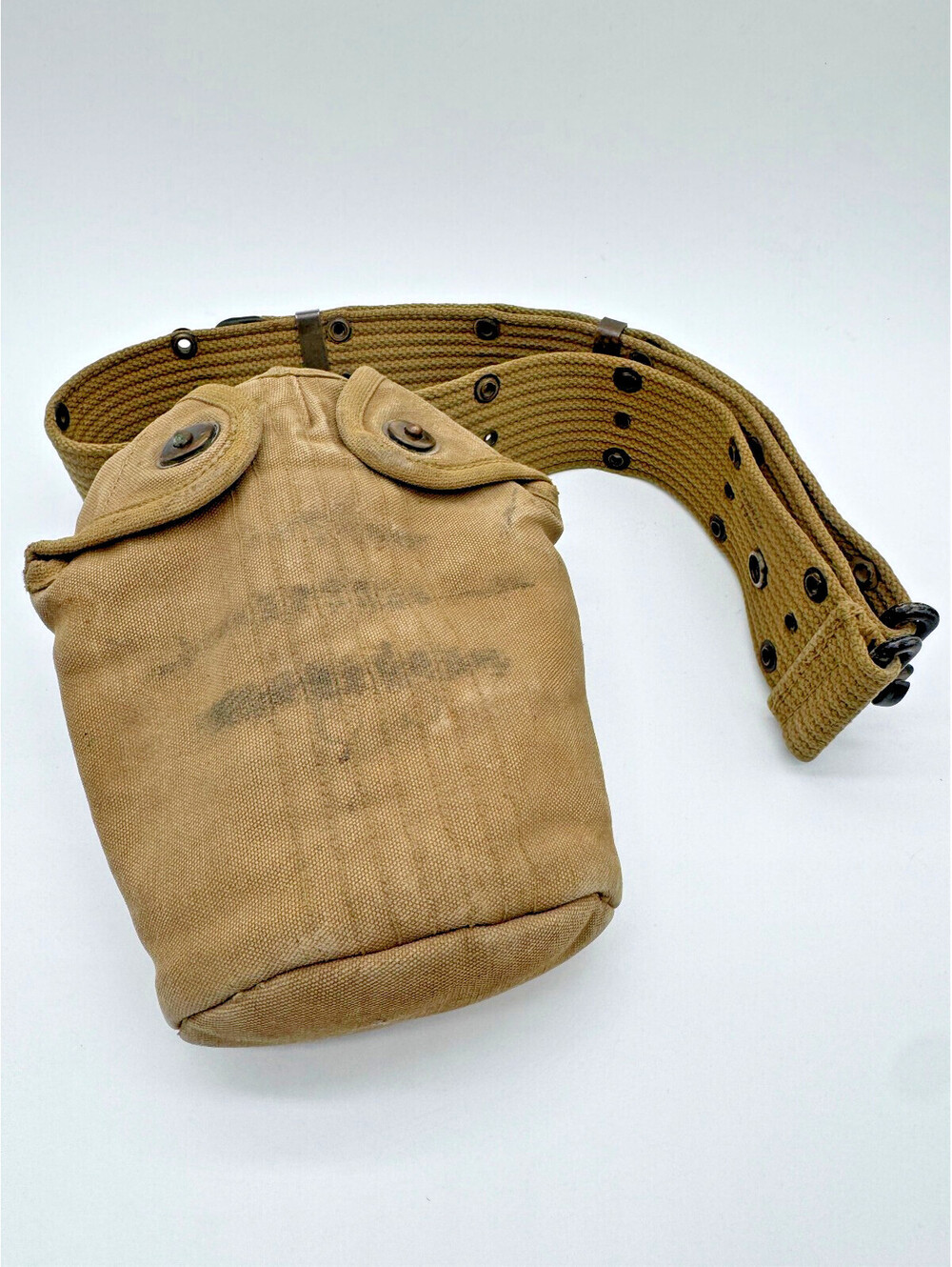 Original WWII US Army Pistol Belt NASCO 1942 w/ US Canteen Cover